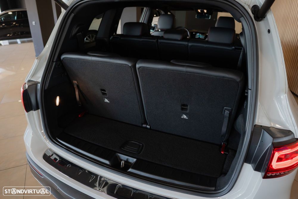 Mercedes-Benz EQB 250 AMG Line - 38
