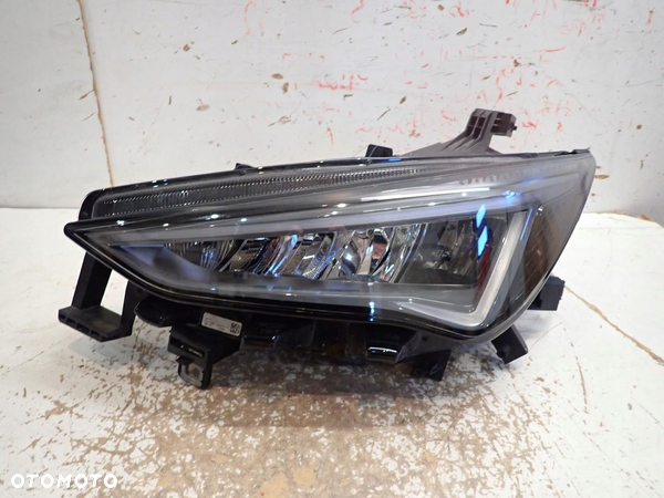 Lampa przód przednia lewa SEAT CUPRA BORN 2021- FULL LED 10F941007H