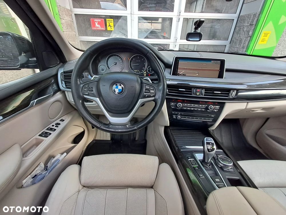 BMW X5 xDrive40d - 5