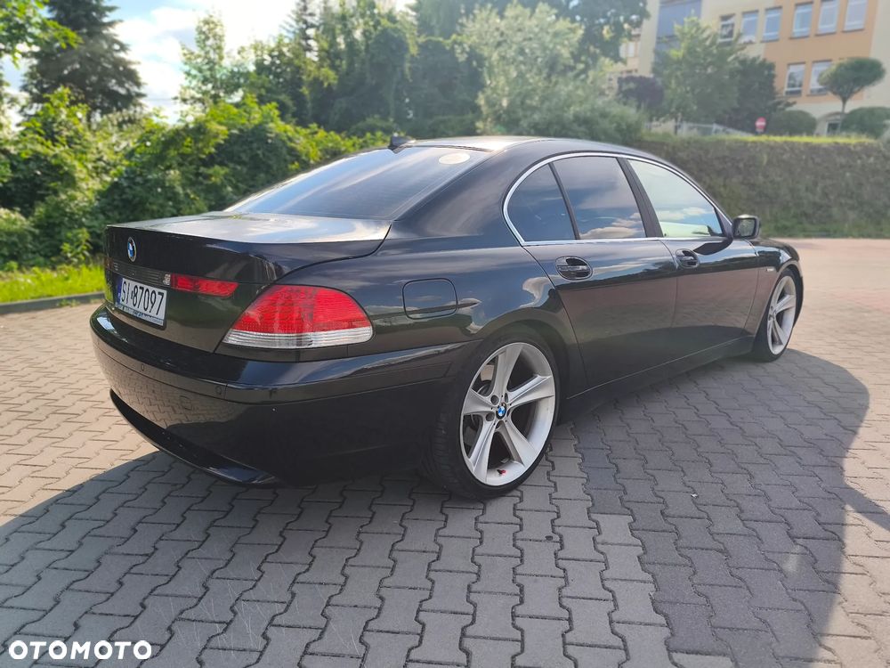 BMW Seria 7 745i - 7