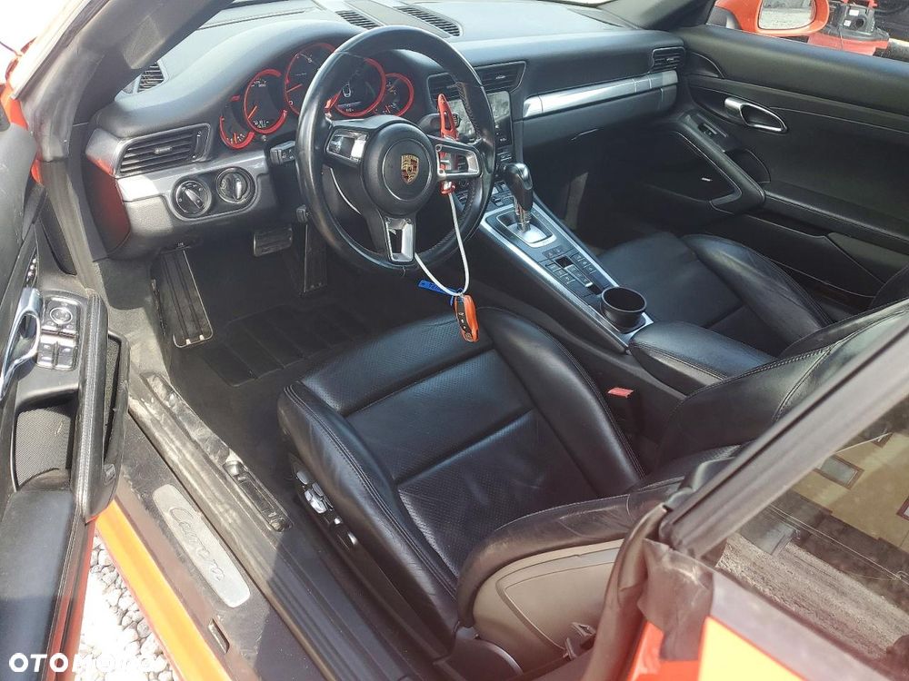Porsche 911 Carrera S PDK - 8
