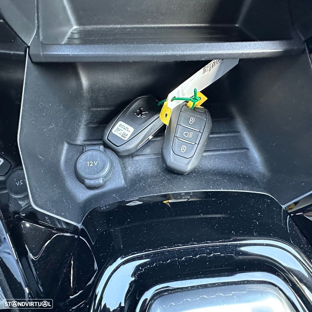 Peugeot e-2008 50 kWh Active Pack - 20