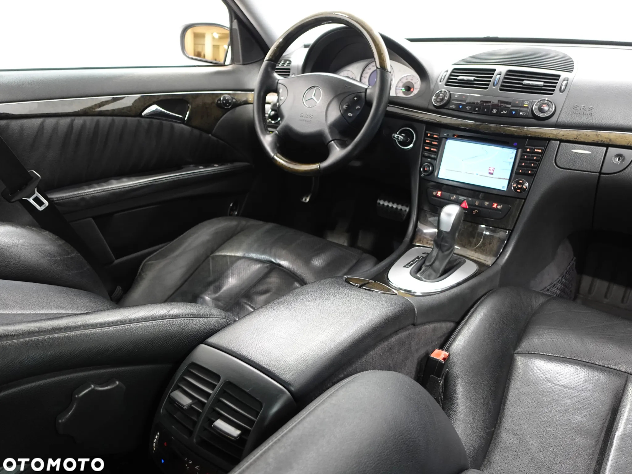 Mercedes-Benz Klasa E 320 Avantgarde - 33