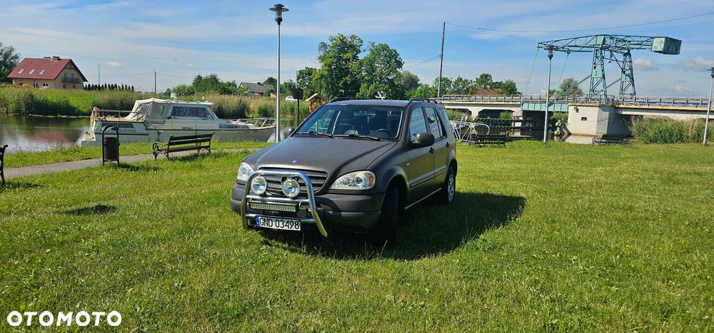 Mercedes-Benz ML - 2