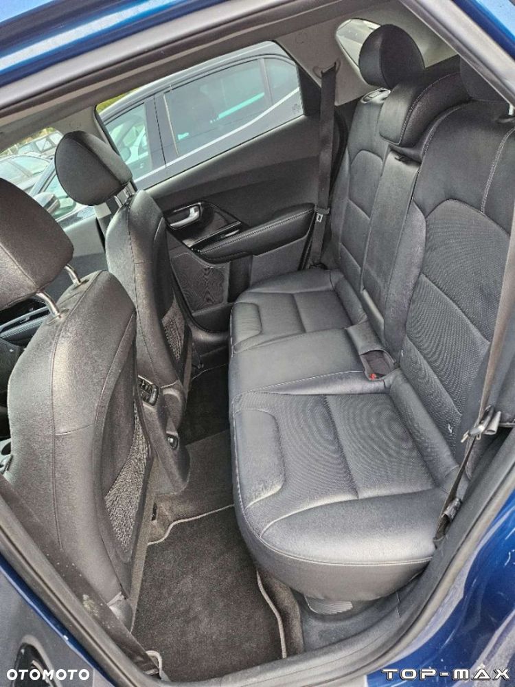 Kia Niro - 33
