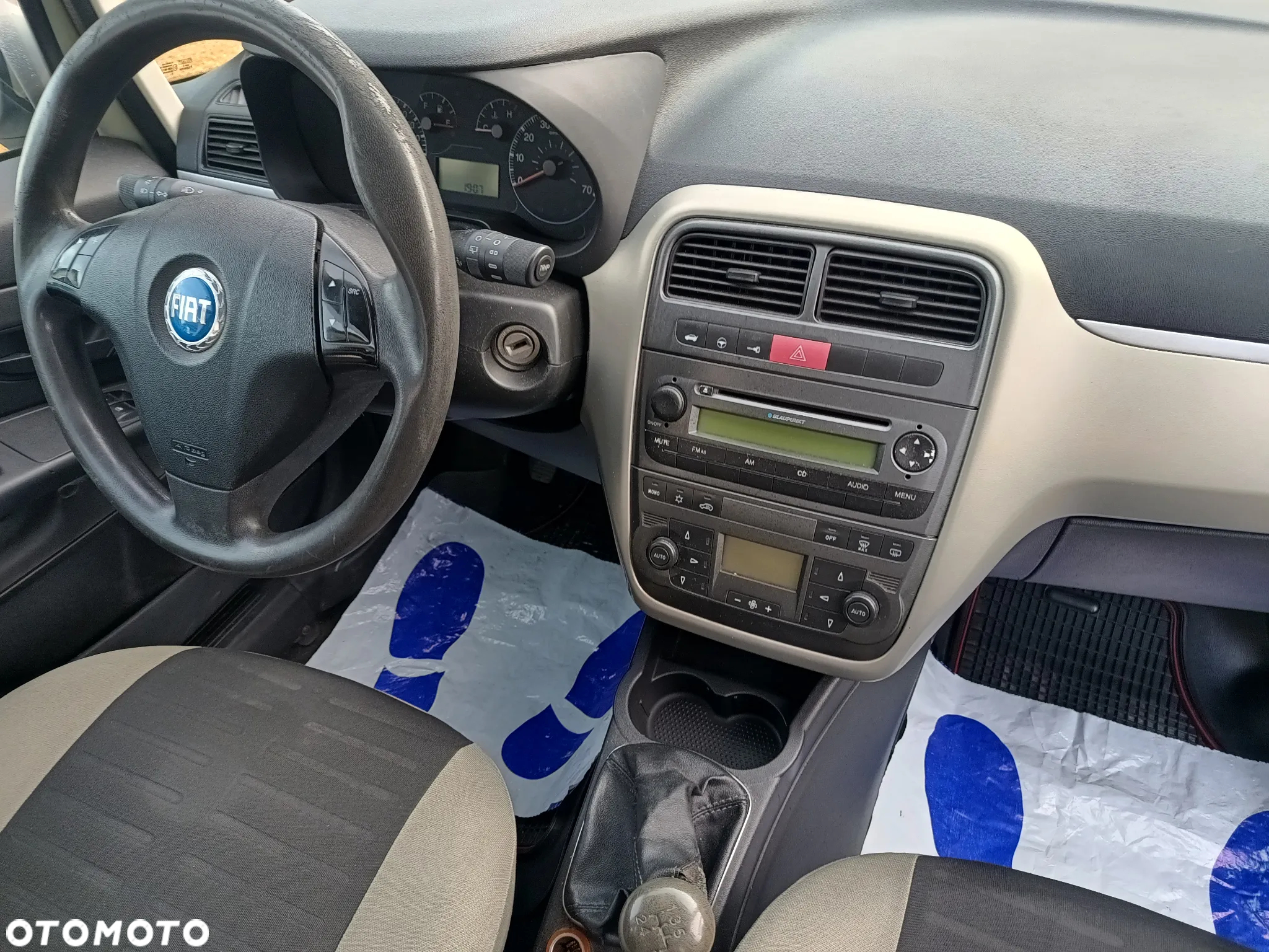 Fiat Grande Punto - 12