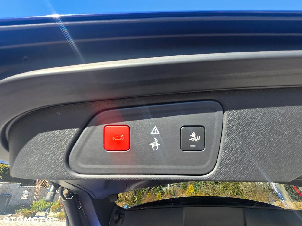 Peugeot 3008 1.2 PureTech Allure S&S - 19