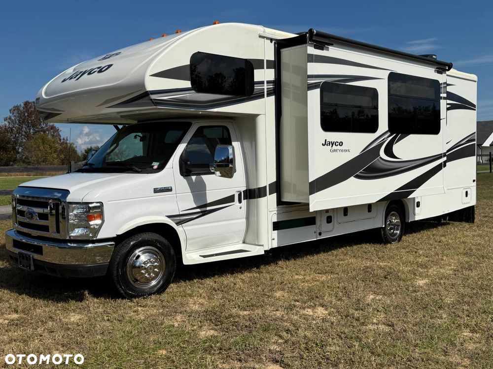 Ford Sunseeker E-450 Cutaway - 3