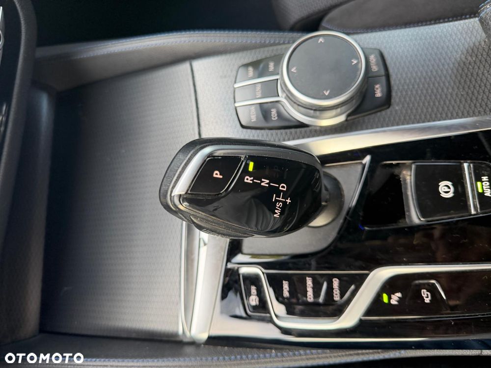 BMW Seria 5 540d xDrive M Sport Edition - 15