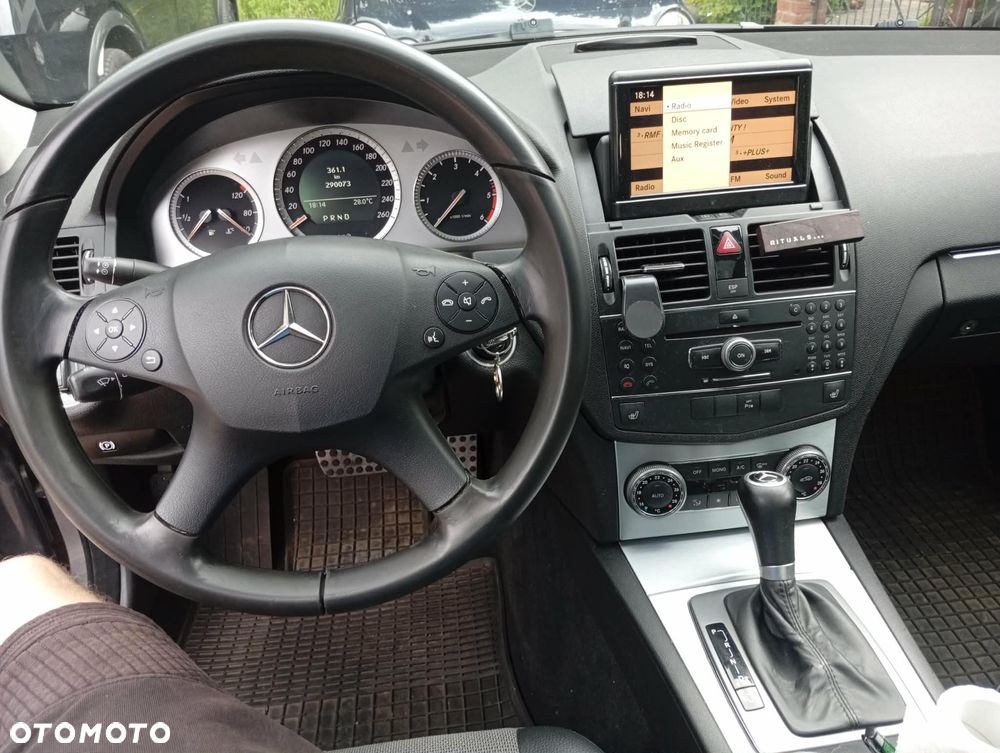 Mercedes-Benz Klasa C 320 CDI 7G-TRONIC Avantgarde - 13