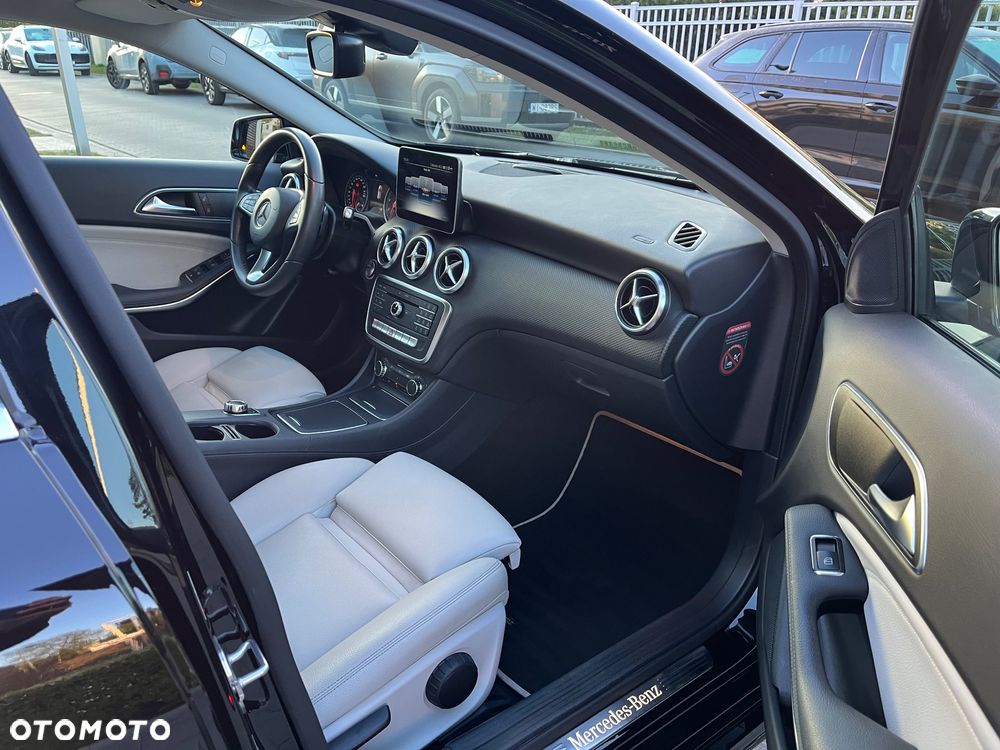 Mercedes-Benz Klasa A 220 4-Matic Style - 21