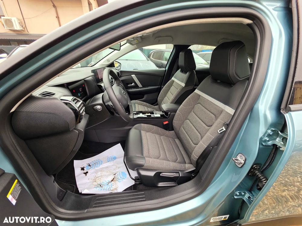 Citroën C4 PureTech 130 Stop&Start EAT8 PLUS - 22