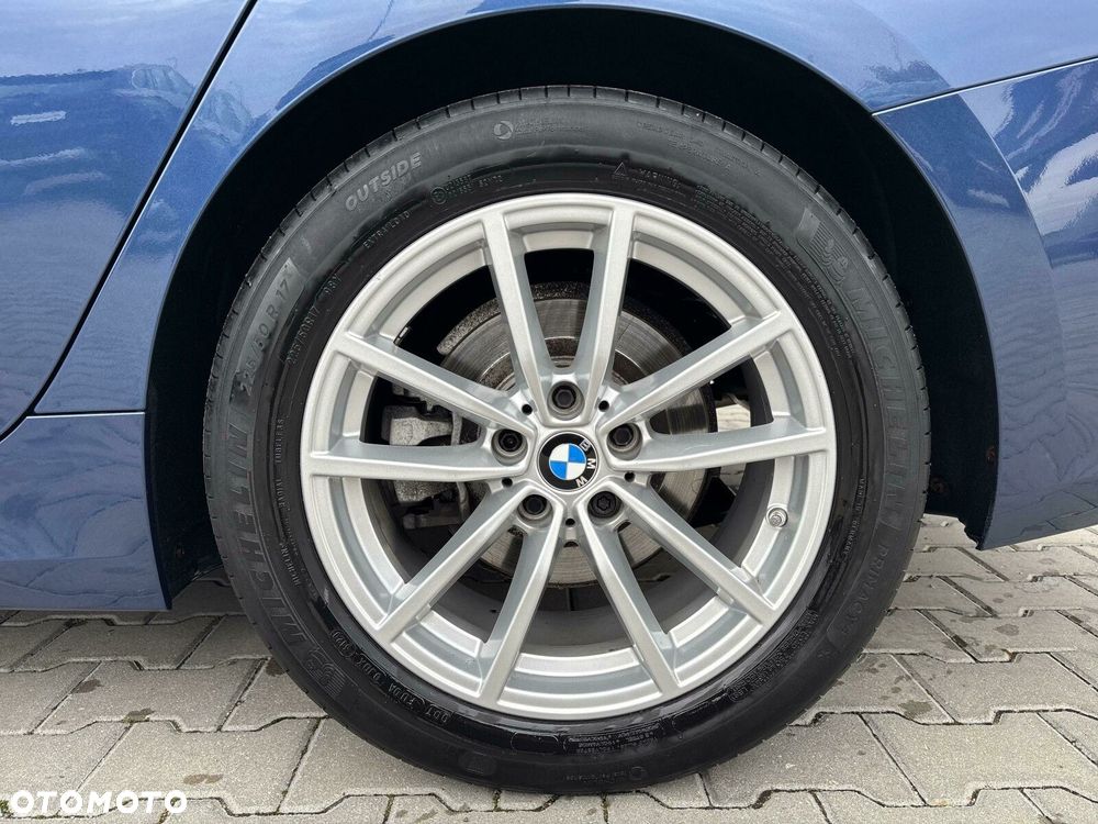 BMW Seria 3 318i Advantage - 9