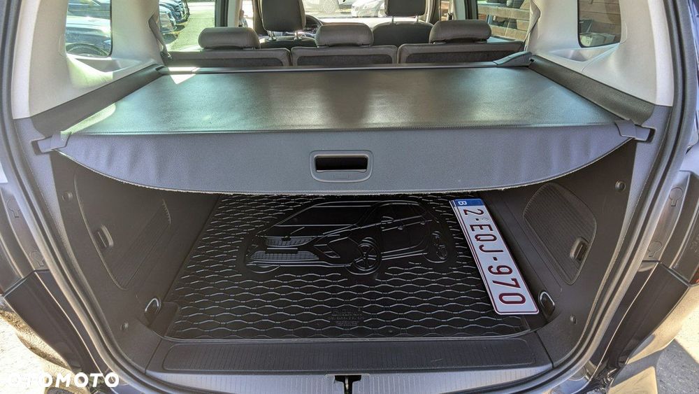 Opel Zafira - 36