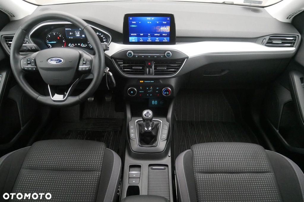 Ford Focus - 8