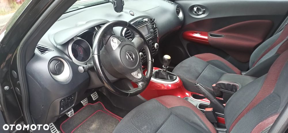 Nissan Juke 1.6 T Tekna - 4
