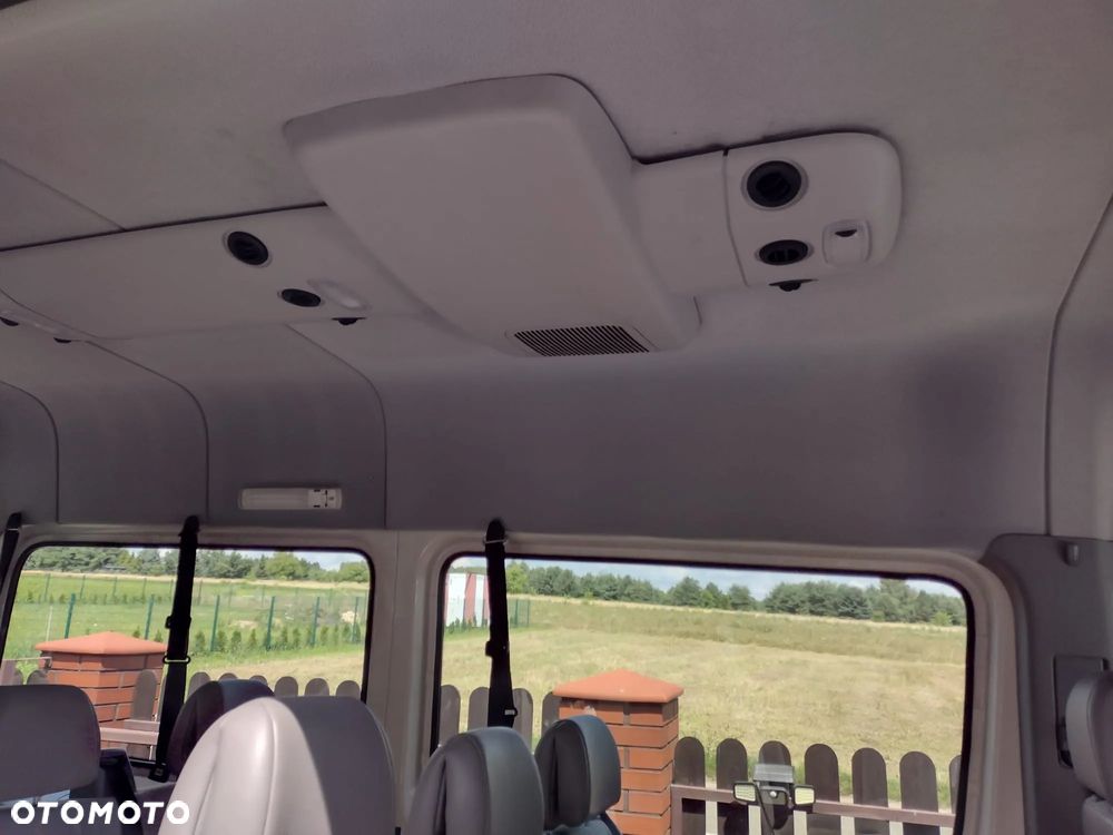 Volkswagen Crafter - 10