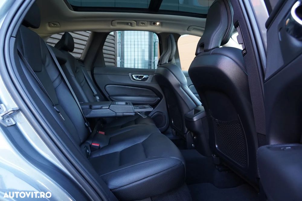 Volvo XC 60 - 13