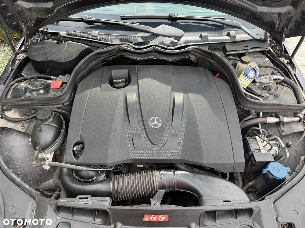 Mercedes-Benz Klasa C ver-200-7g--tronic-avantgarde-edition - 36