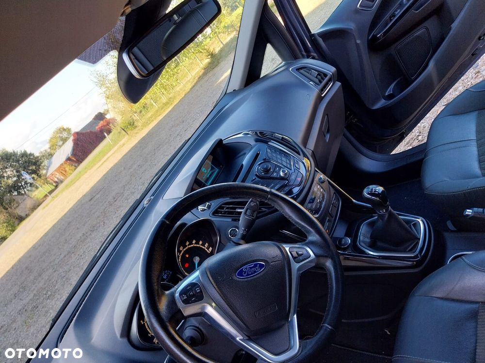 Ford B-MAX - 23