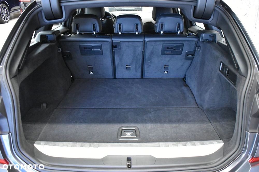 BMW Seria 3 - 25