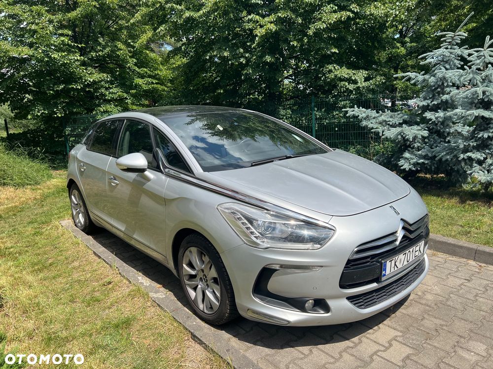 Citroën DS5 HDi 165 SoChic - 6