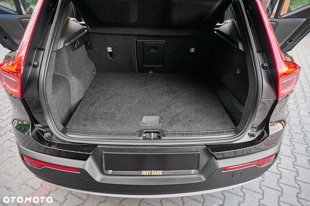 Volvo XC 40 D3 SCR R-Design - 18