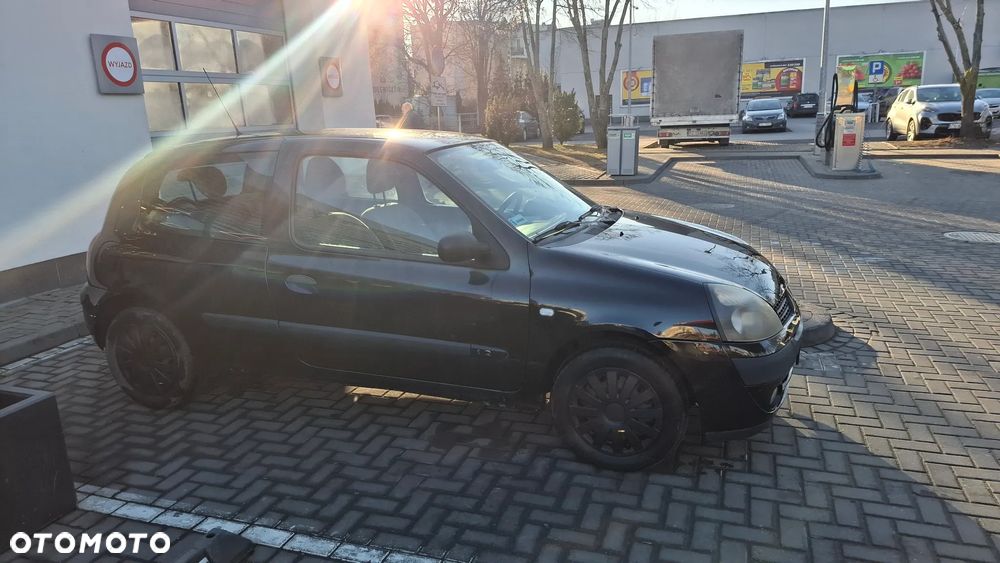 Renault Clio - 2