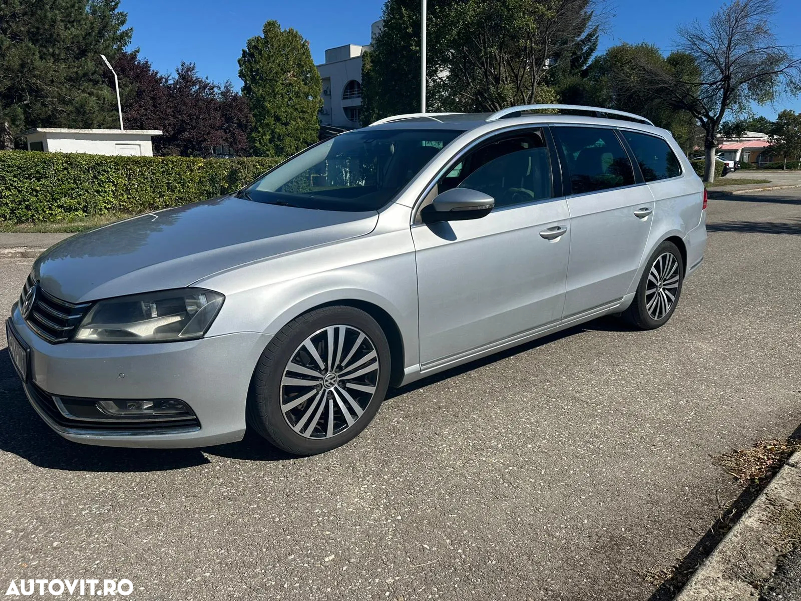 Volkswagen Passat Variant 2.0 TDI 4Motion BlueMotion Technology DSG Comfortline - 3