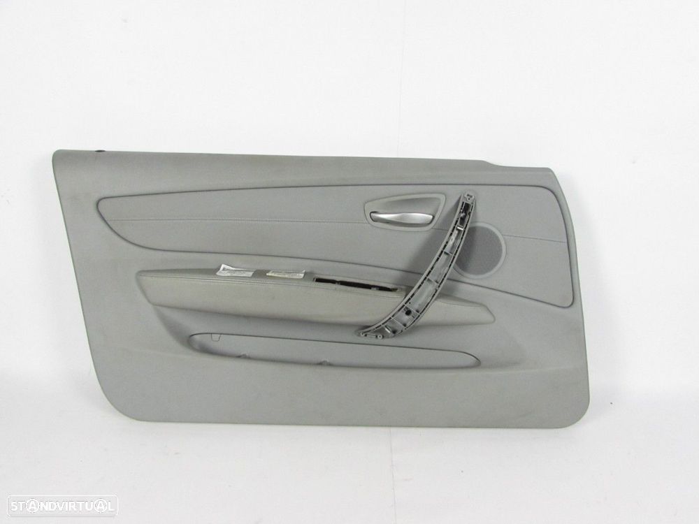 Forra da porta PELE CINZA Esquerdo/Frente Seminovo/ Original BMW 1 (E81)/BMW 1 C... - 1