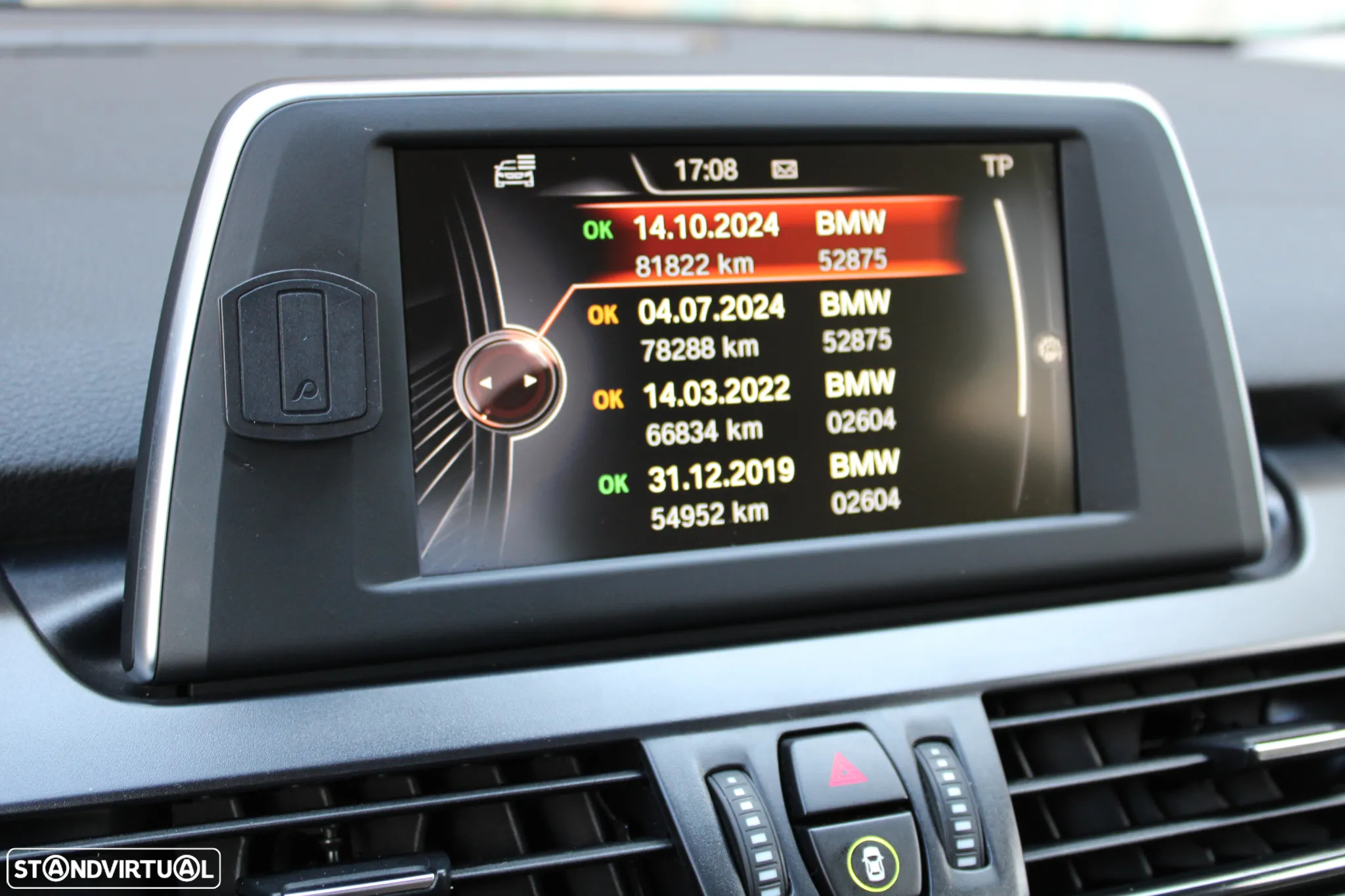 BMW 218 Active Tourer d Advantage Auto - 40