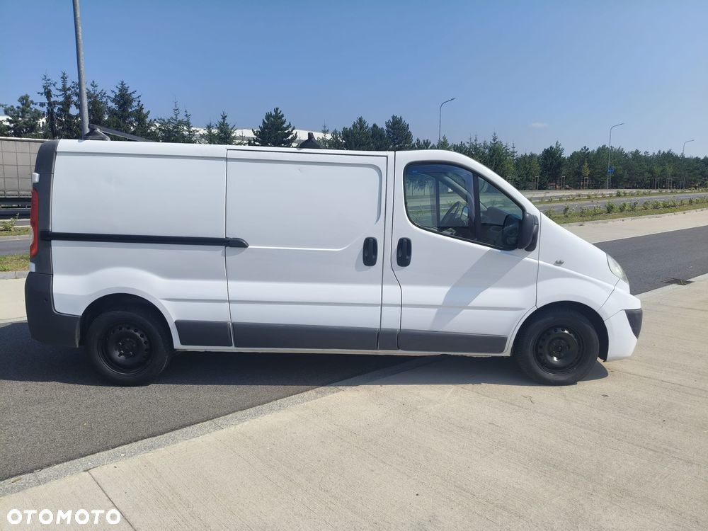 Renault Trafic - 10
