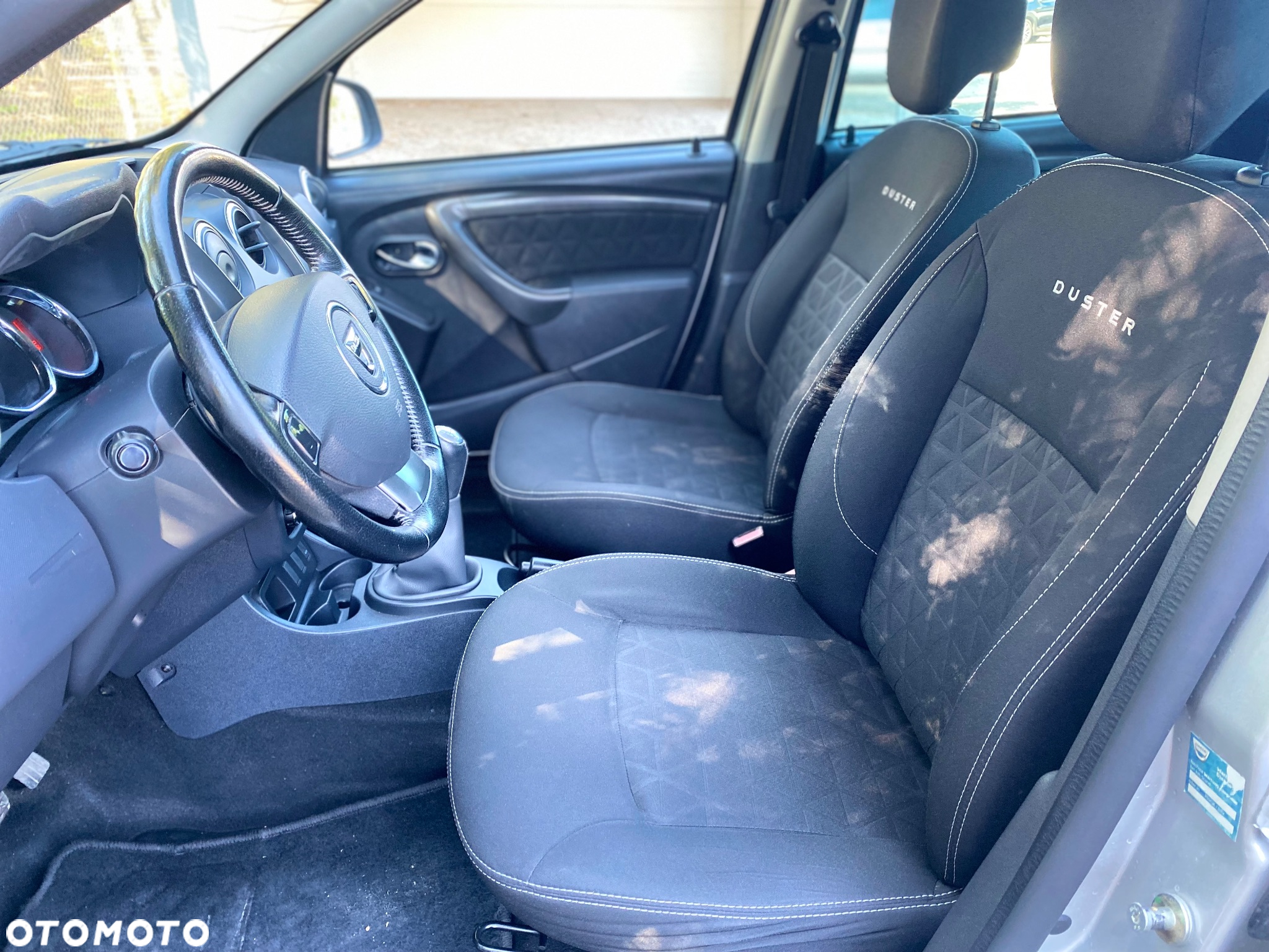 Dacia Duster 1.6 Laureate - 6