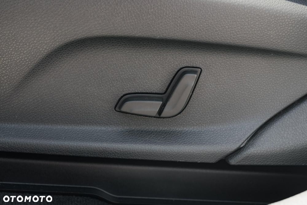 Mercedes-Benz GLC 220 d 4-Matic - 28