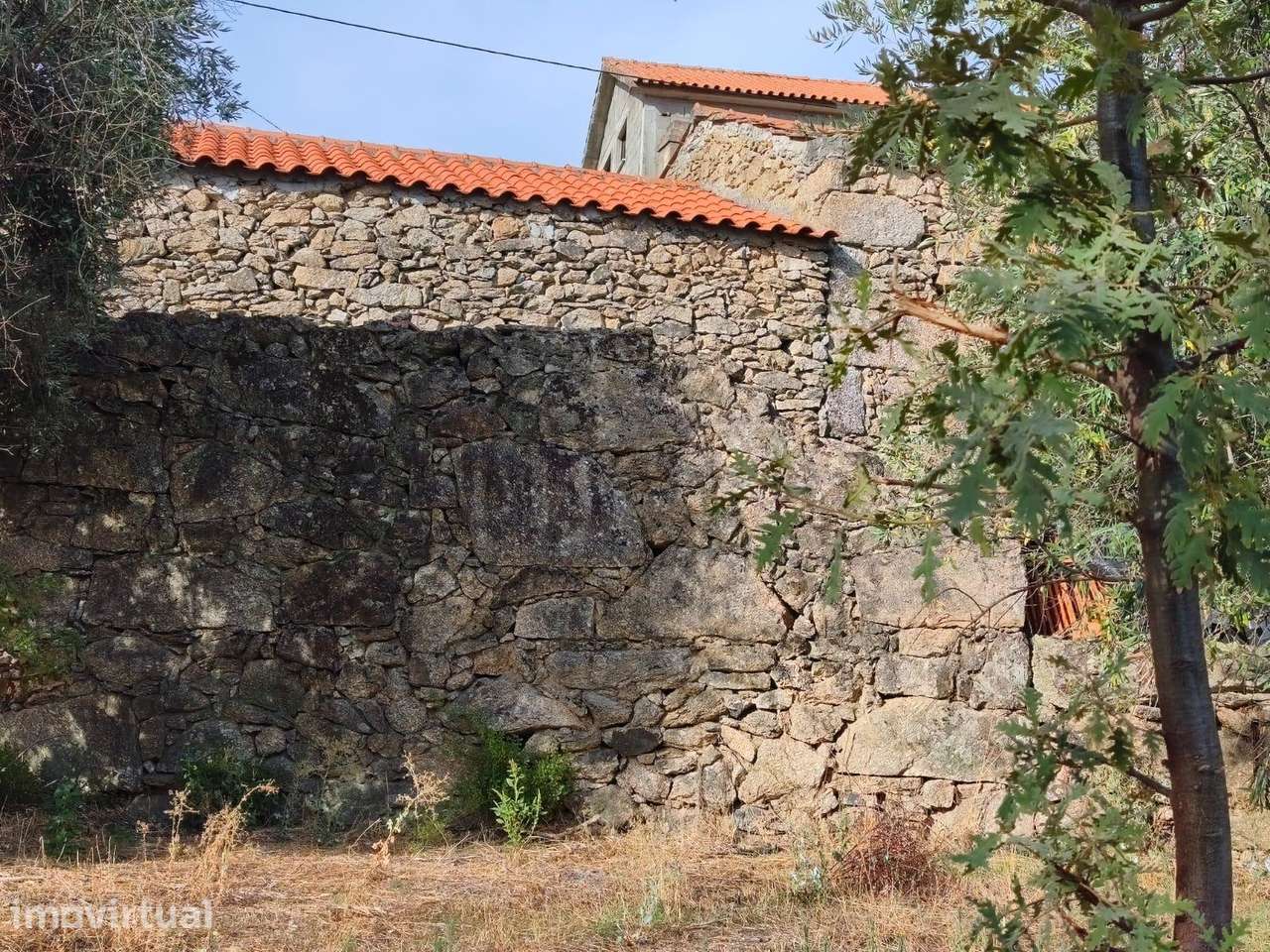 Casa em pedra para construção - Grande imagem: 3/8