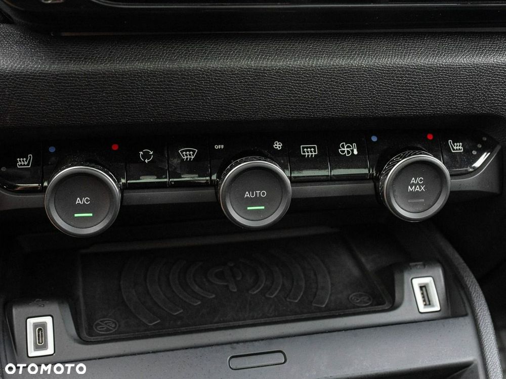 Citroën C4X EV136 50kWh Shine - 16