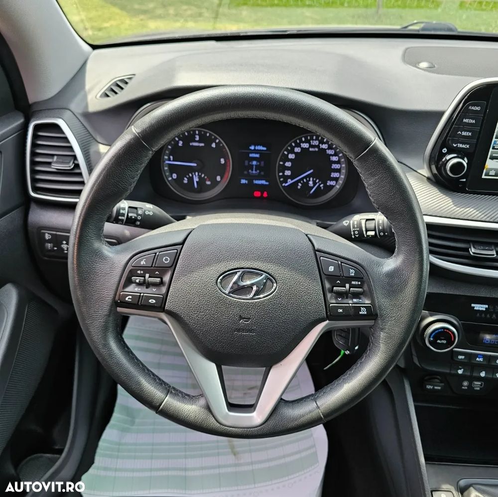 Hyundai Tucson 1.6 CRDi 4WD 6MT Premium - 13