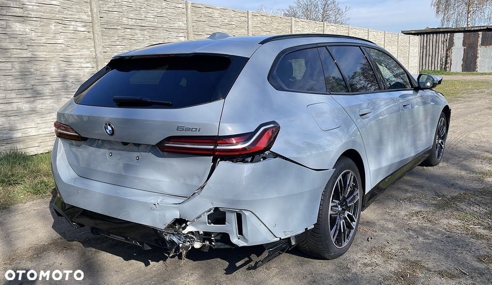 BMW Seria 5 520i M Sport Edition - 11