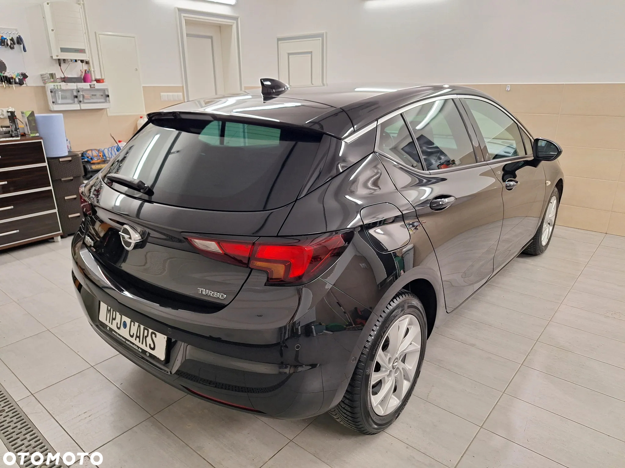 Opel Astra 1.4 Turbo Business - 12