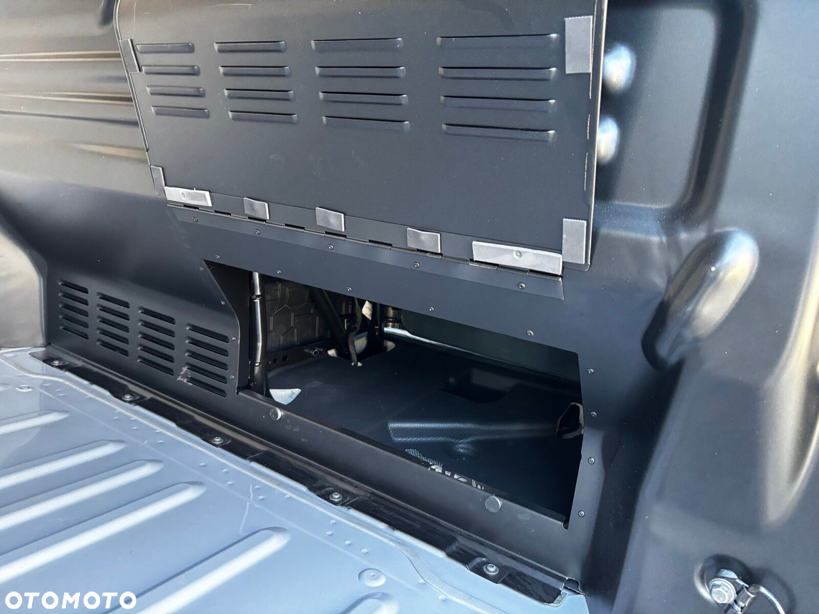 Volkswagen Transporter 2.0 TDI 150 KM 8-b automat. L1 - 5