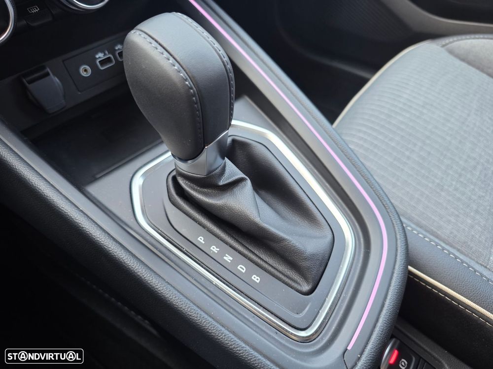 Renault Clio 1.6 E-Tech Full Hybrid Engineered - 17