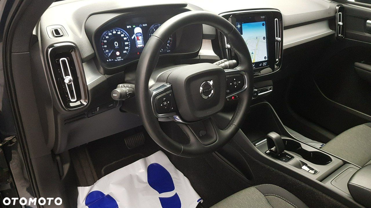 Volvo XC 40 - 15