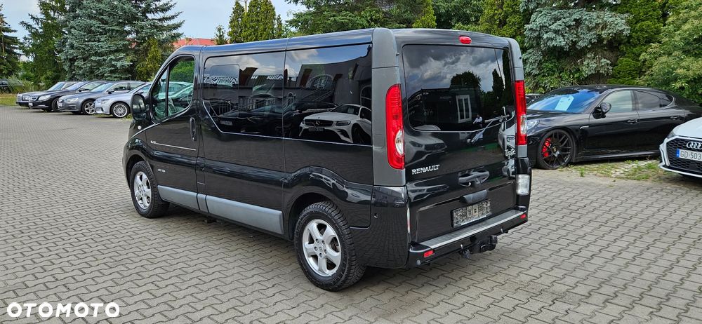 Renault Trafic 2.0 dCi 115 FAP Passenger Black Edition - 7