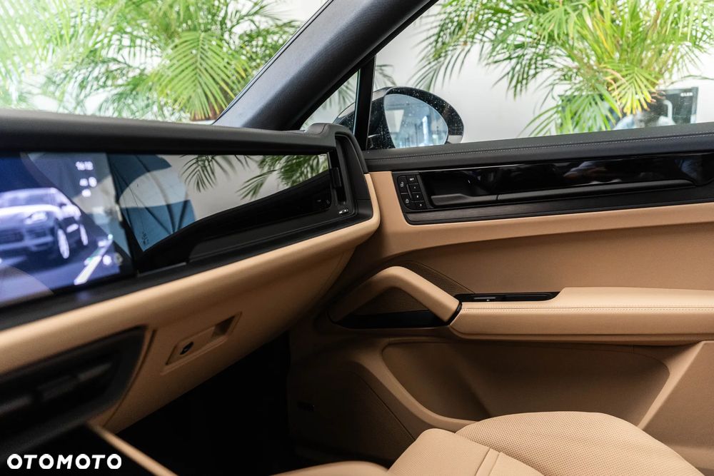Porsche Cayenne E-Hybrid - 27
