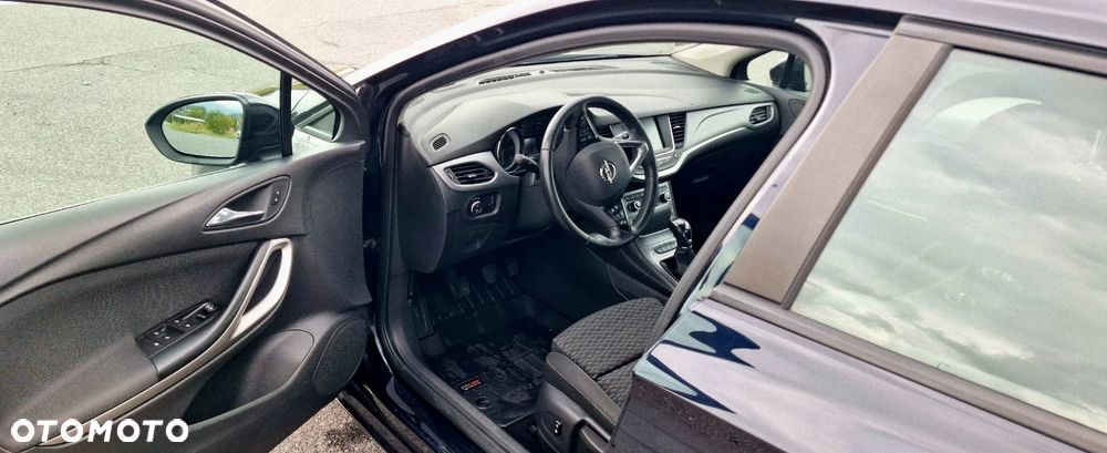 Opel Astra V 1.6 CDTI Dynamic S&S - 17