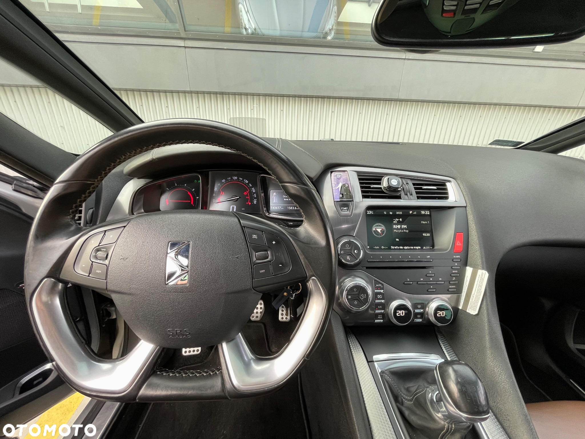 Citroën DS5 2.0 HDi SportChic - 33