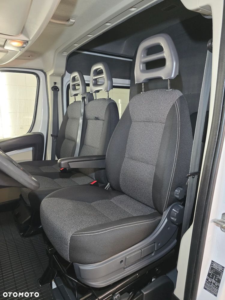 Fiat DUCATO L2H2 7-OSOBOWY ŁADOWNOŚC 1070Kg SILNIK 2,3 IVECO 13O KM SALON PL KLIMA ELEKTRYKA - 26