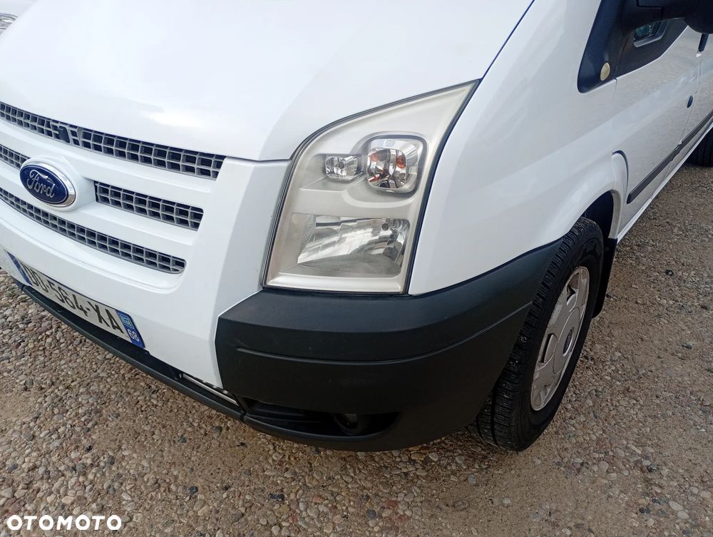 Ford Transit - 19