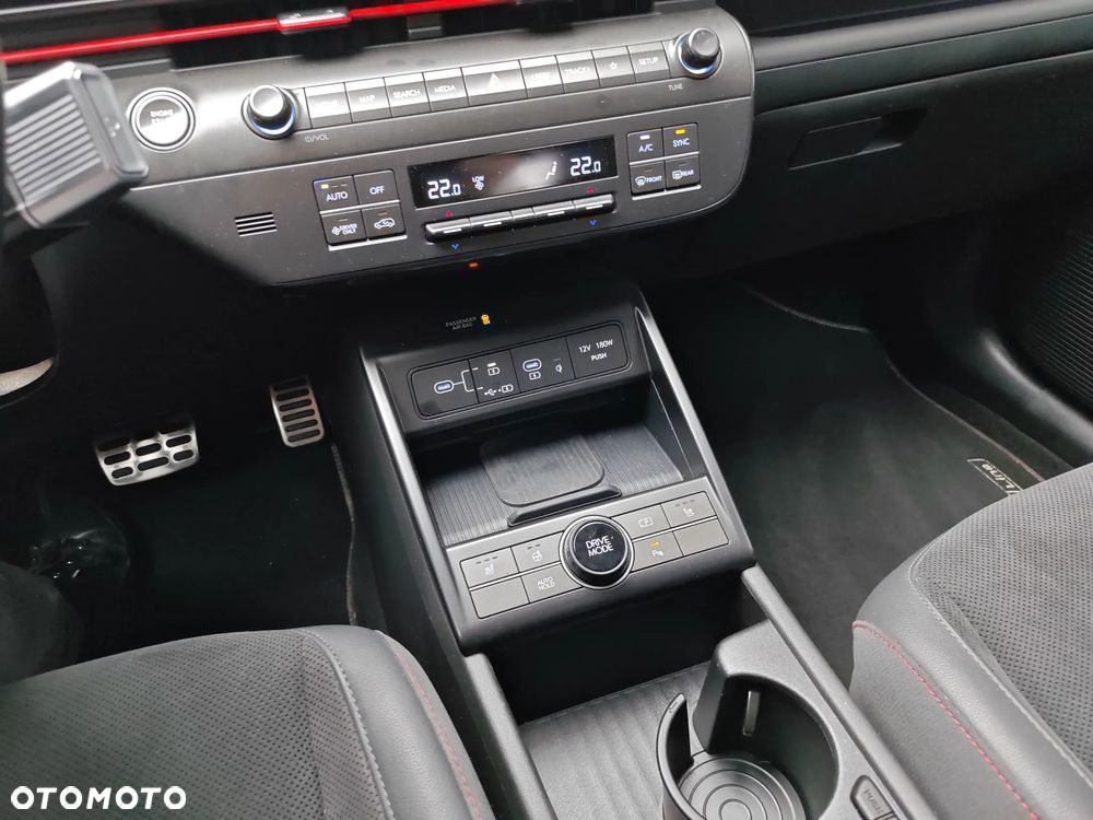 Hyundai Kona 1.6 GDI Hybrid N-Line DCT - 14