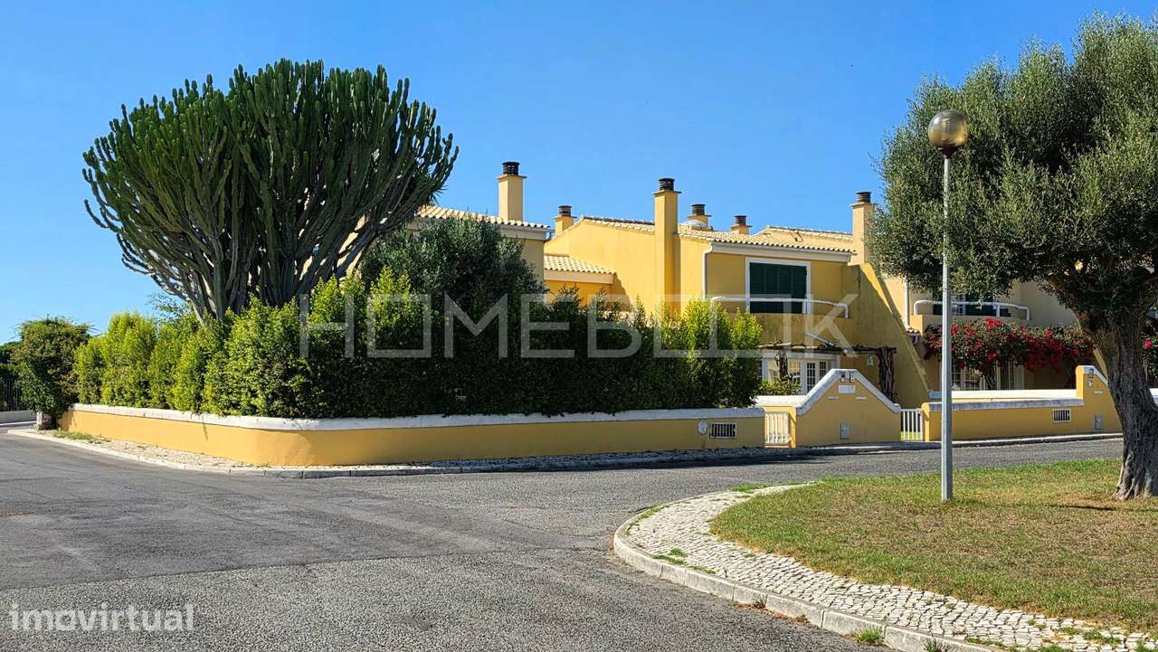 Moradia na Guia,T4, com acesso a piscina e parqueamento